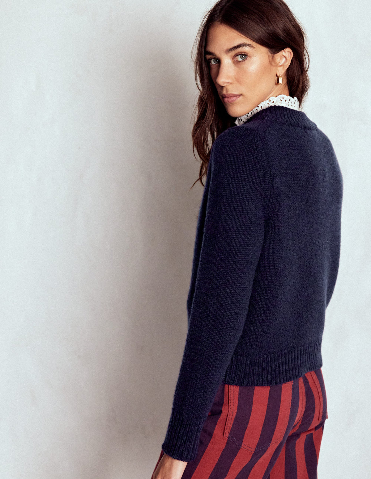 Chunky Cashmere Jumper-Navy - Image 3