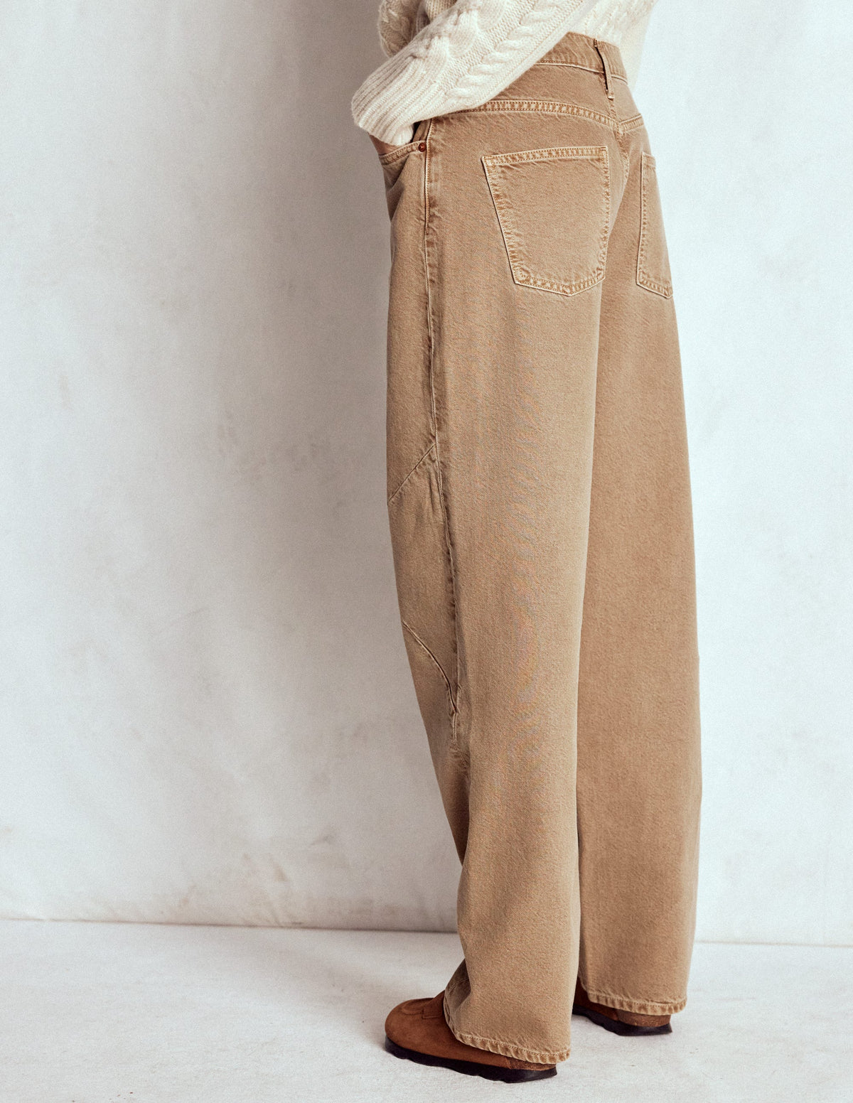 Barrel-Jeans-Tabakbraun - Image 3
