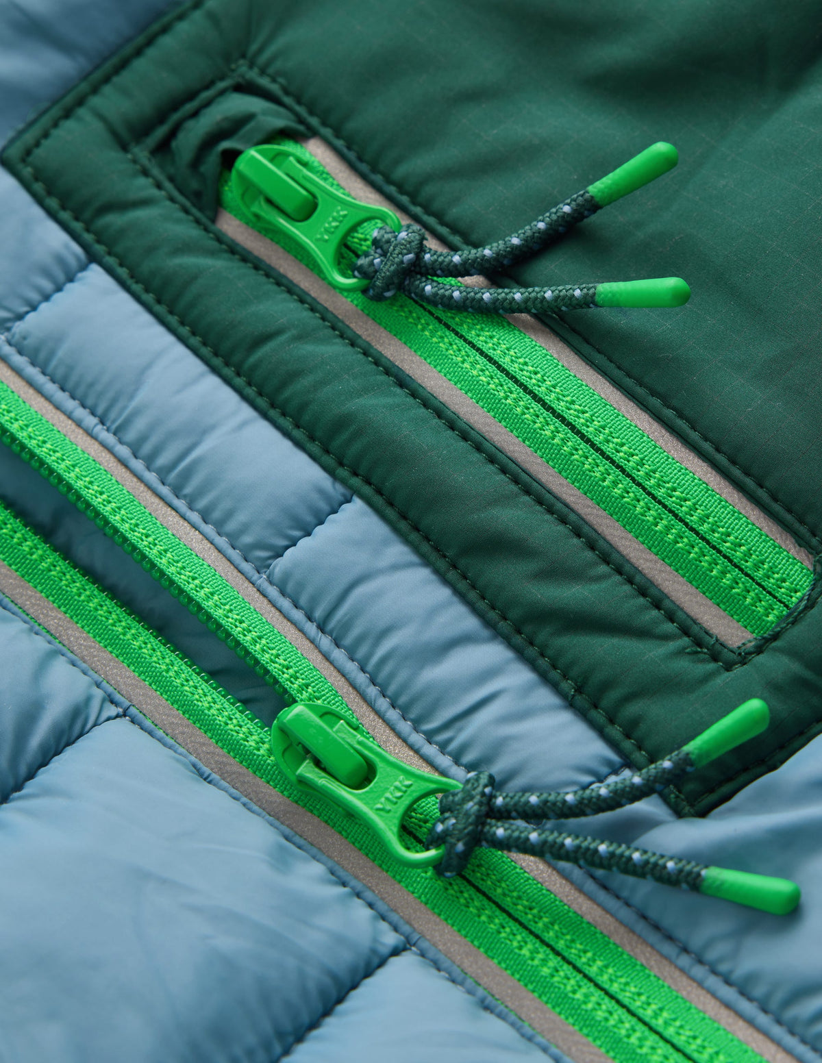 Bequem verstaubare, wattierte Jacke-Blau Aura - Image 6