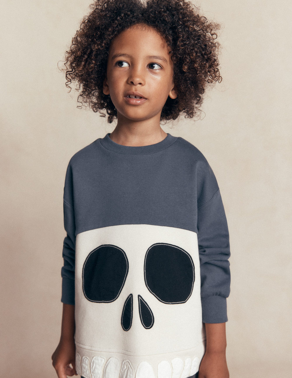 Im Dunkeln leuchtendes Halloween-Sweatshirt-Schuluniform-Marineblau Totenkopf-2