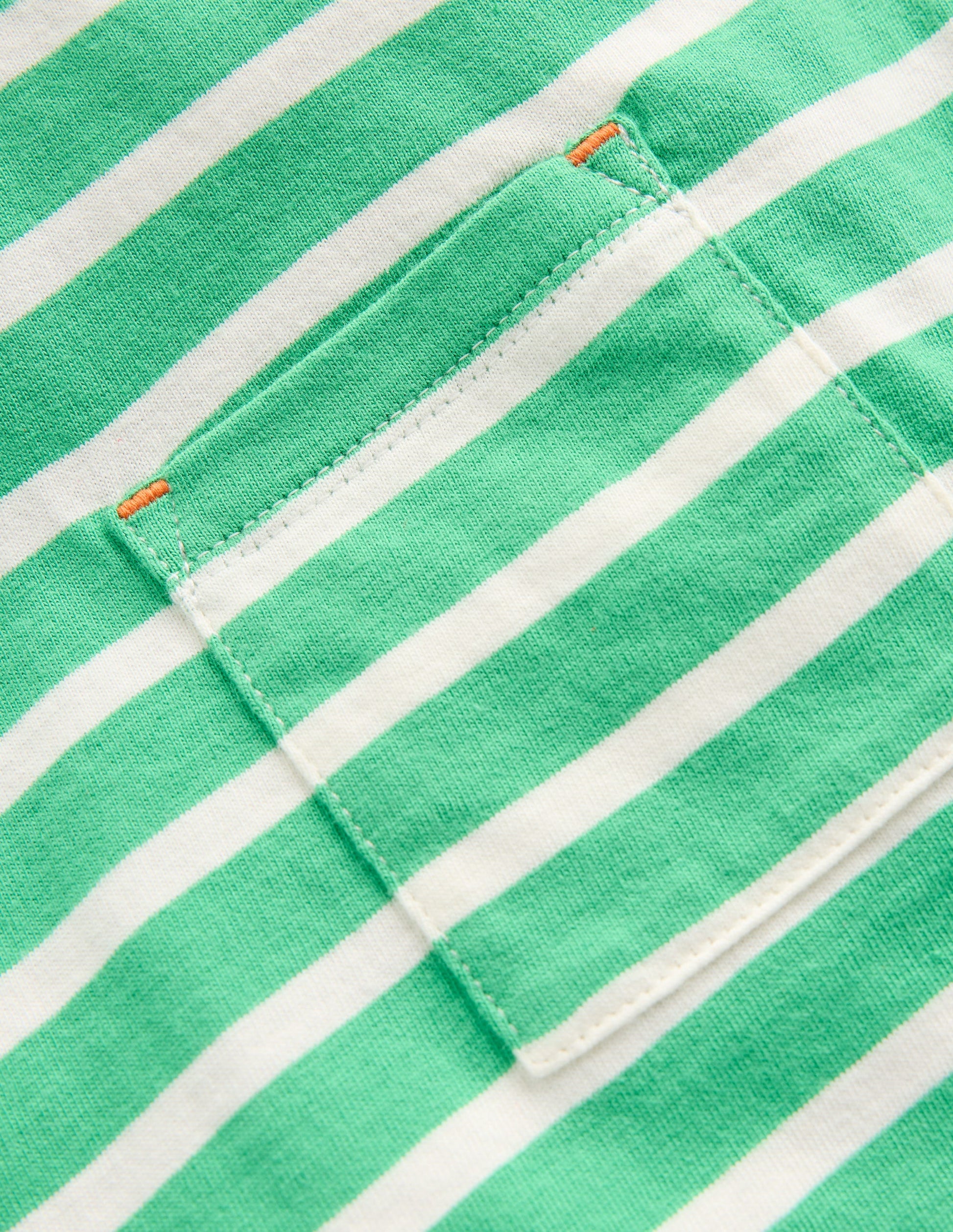 T-Shirt im Lagen-Look-Erbsengrün/Naturweiß-3