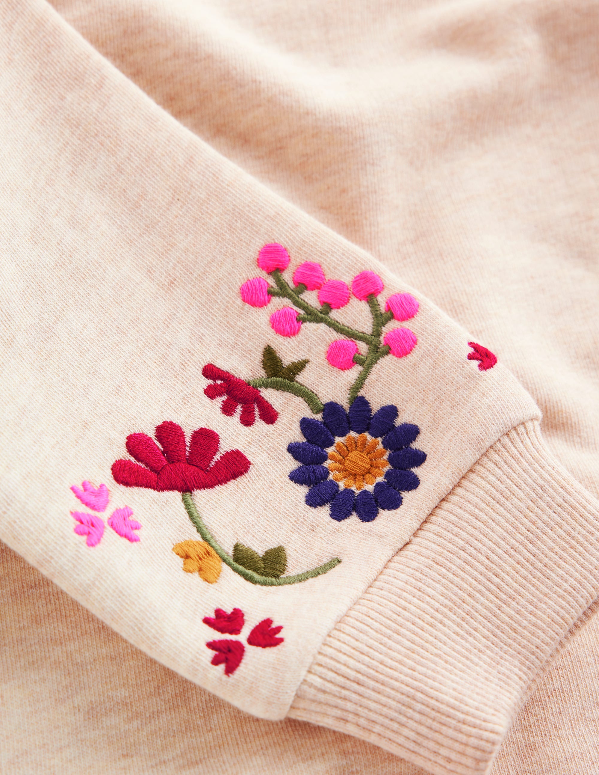 Ida Sweatshirtkleid mit Applikation-Haferbeige Blumenmuster Stickerei - Image 2