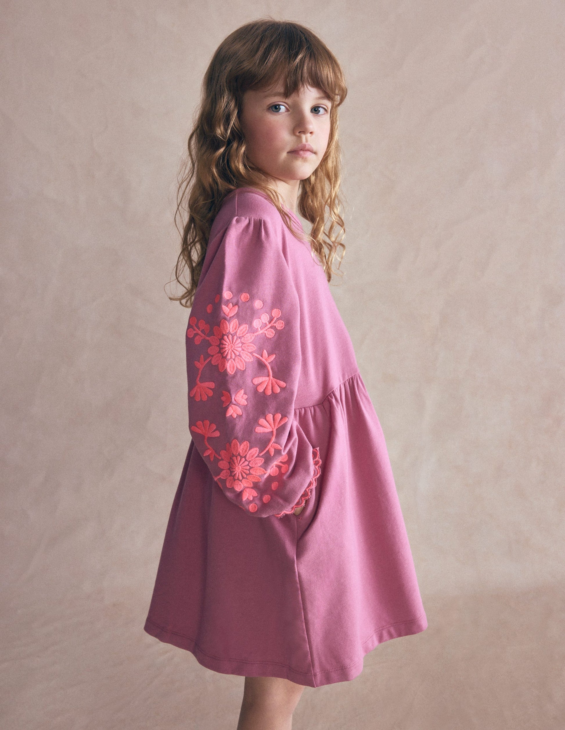 Kleid mit bestickten Ärmeln-Orchideenrosa-4