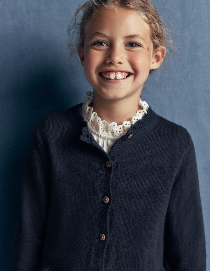 Hübsche Strickjacke mit Schößchen-Marineblau