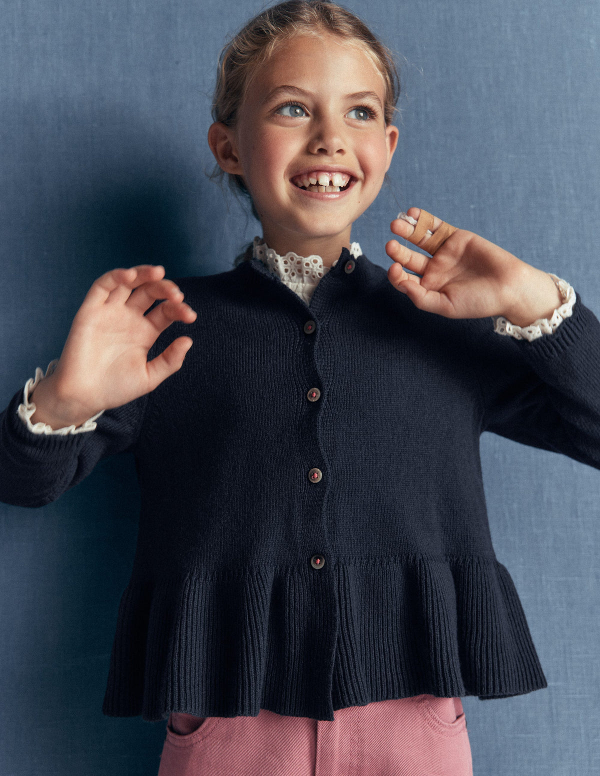 Hübsche Strickjacke mit Schößchen-Marineblau-2