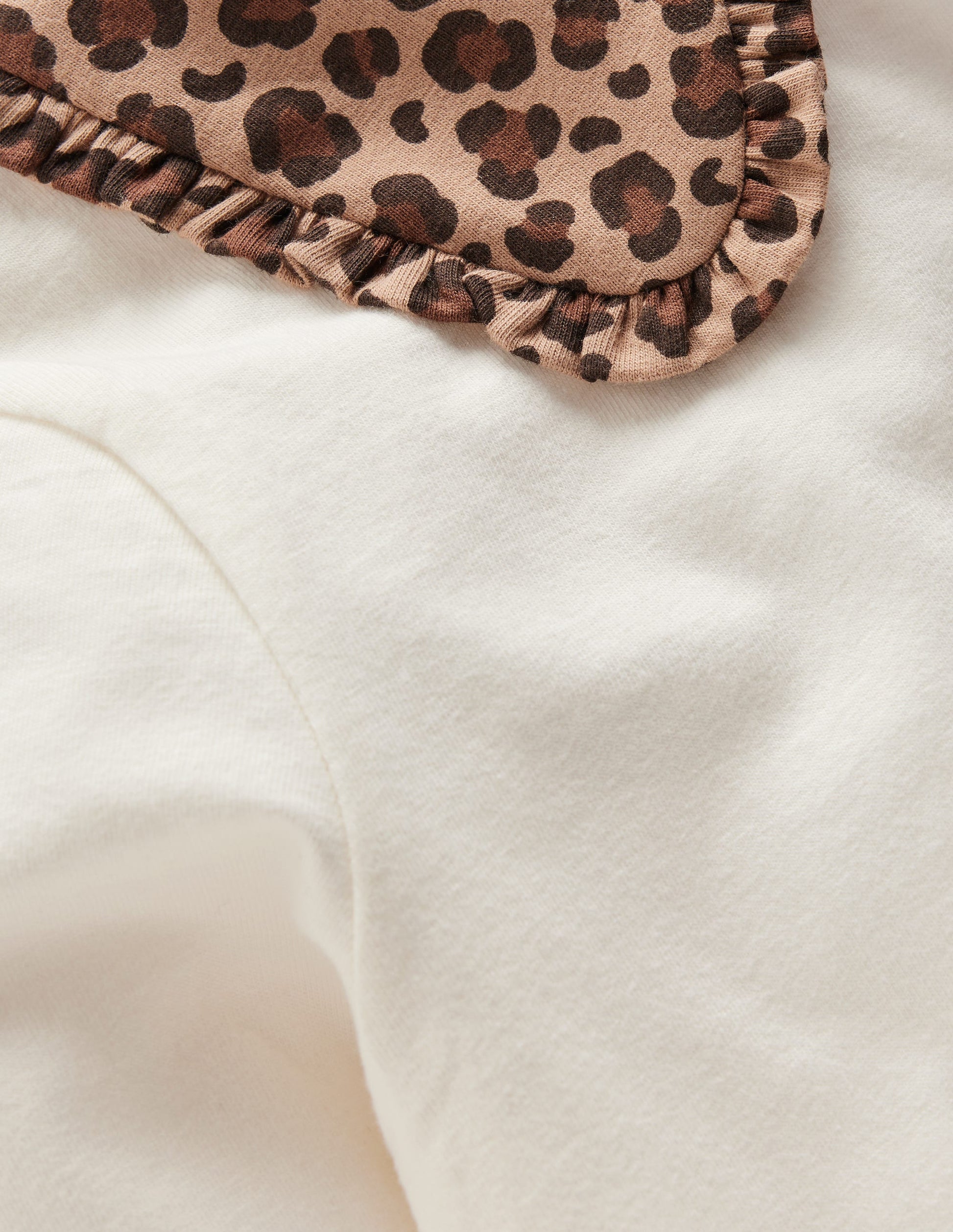 Breton Jersey-Oberteil mit Kragen-Sanftes Naturweiß Leopardenmuster-3