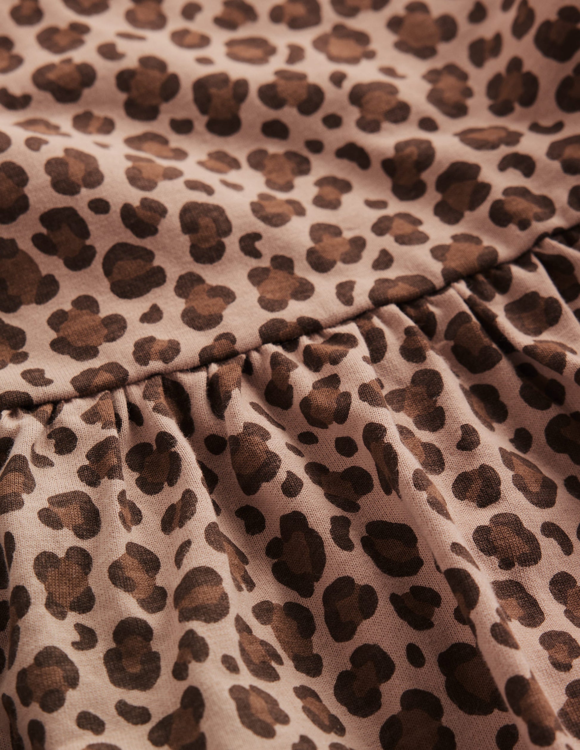 Langärmliges Kleid zum Herumwirbeln-Milchschokoladenbraun Leopardenmuster-3