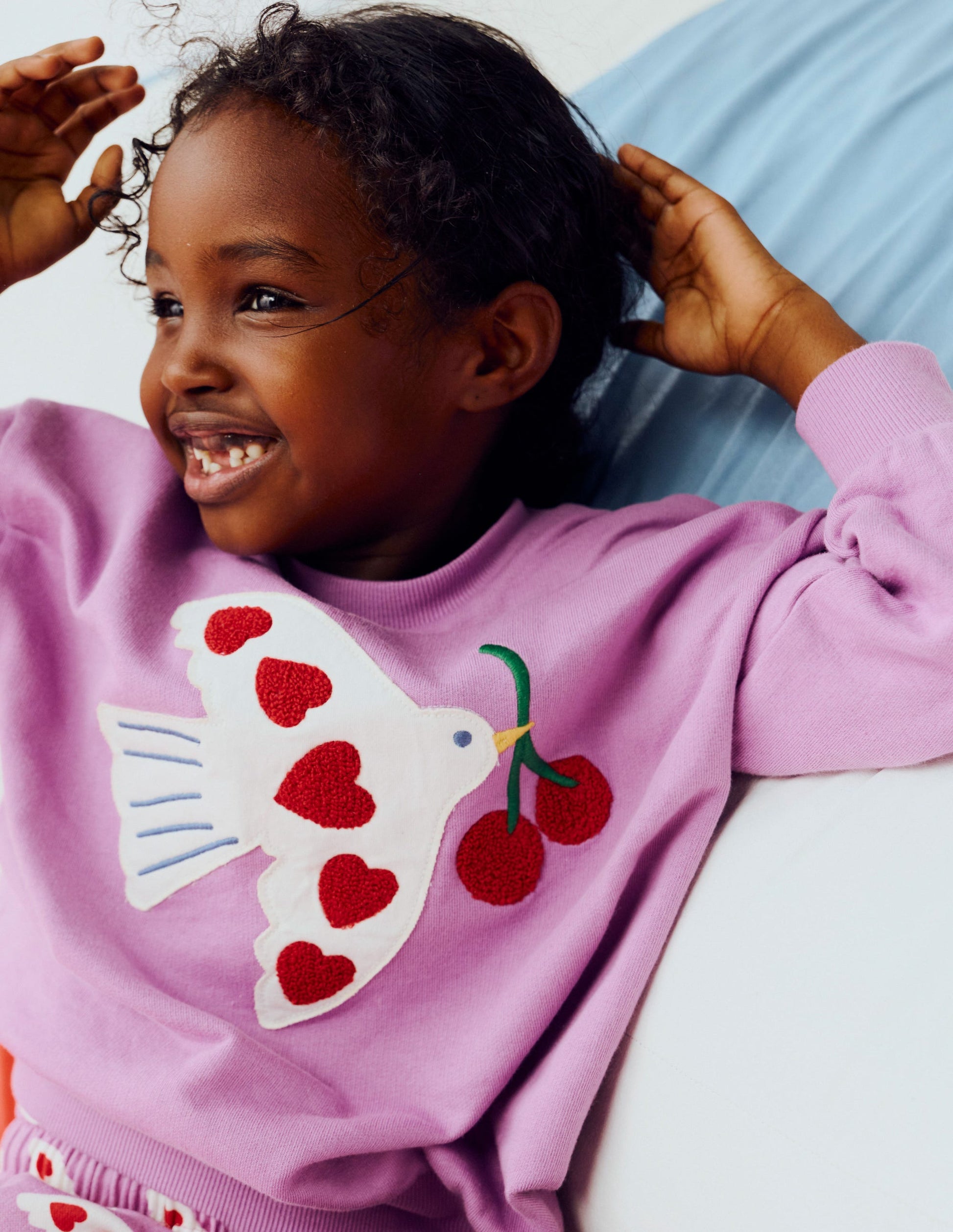 Bobbie Sweatshirt mit Applikation-Lila Tauben-4