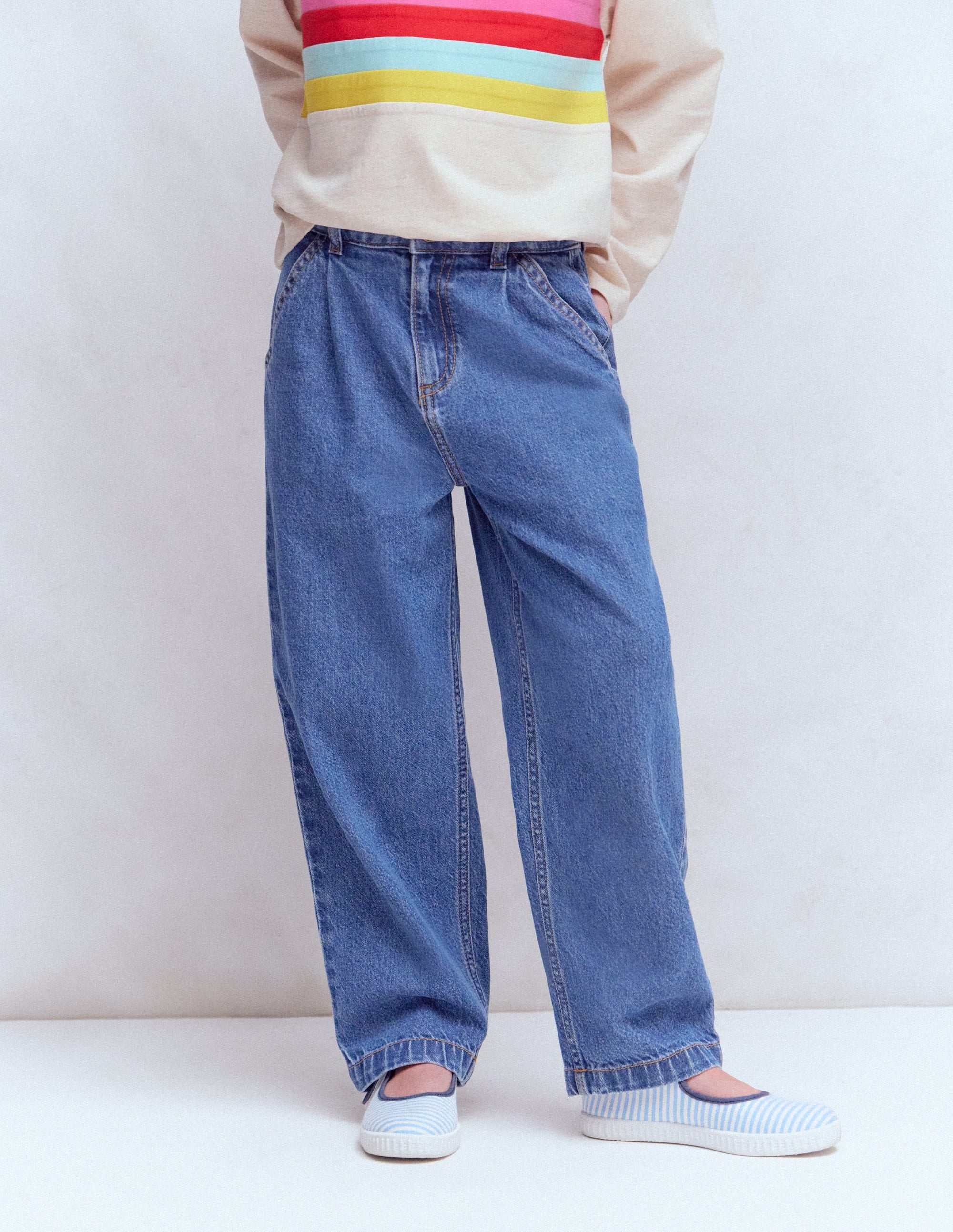 Jeans mit Faltendetail-Mittlere Mischung Denim - Image 4