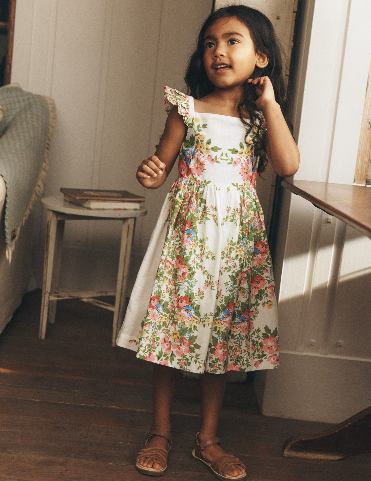Robe dʼété Annalisa tournoyante-Motif floral ivoire doux-4