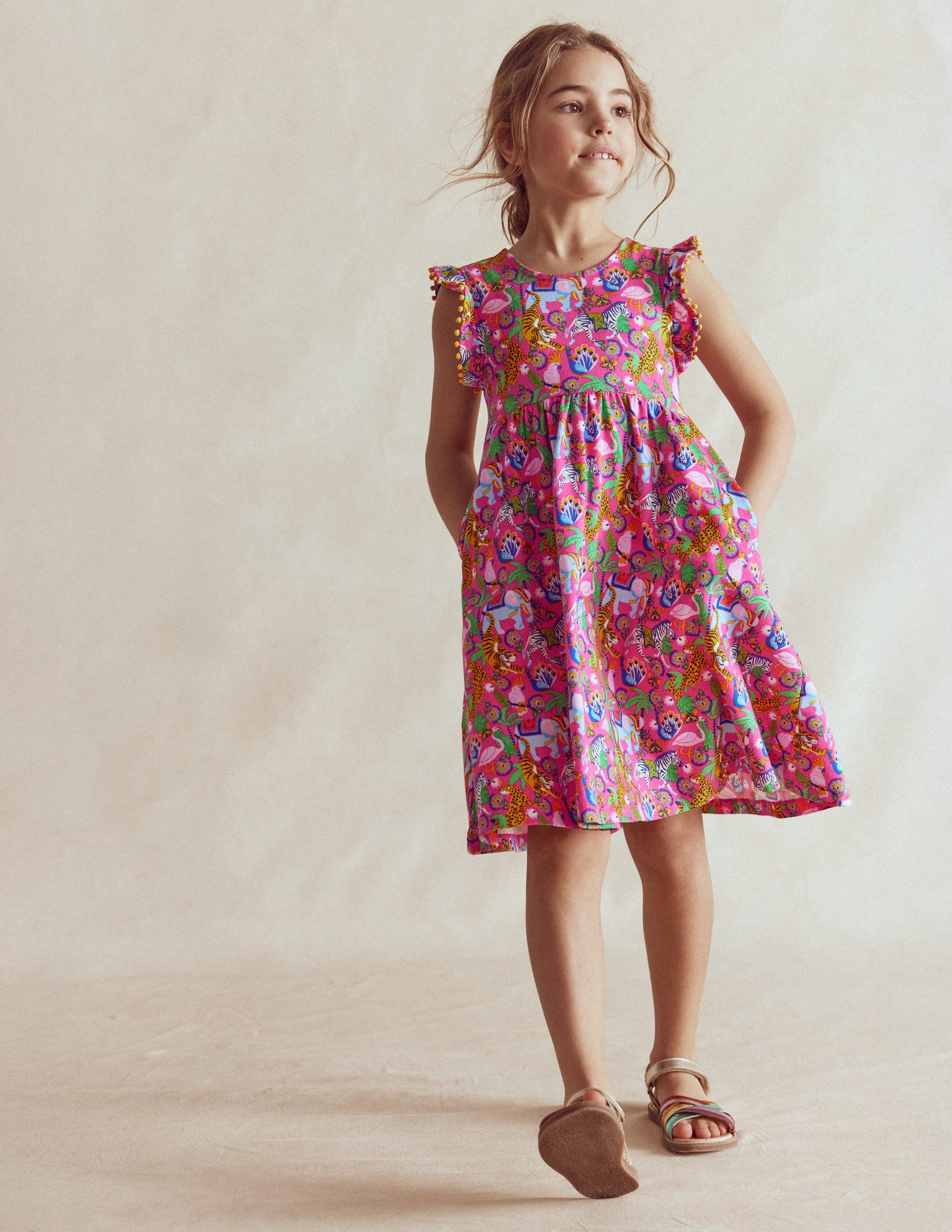 Jerseykleid mit Kleeblattschleife am Rücken-Flamingo Pink Dschungeltiere-3