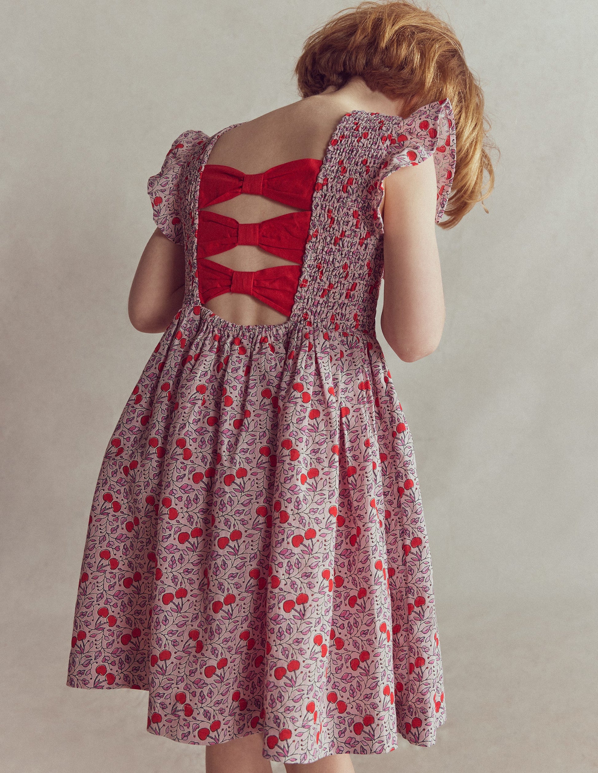 Gerafftes Kleid mit Schleife am Rücken-Pink Kirschen-3