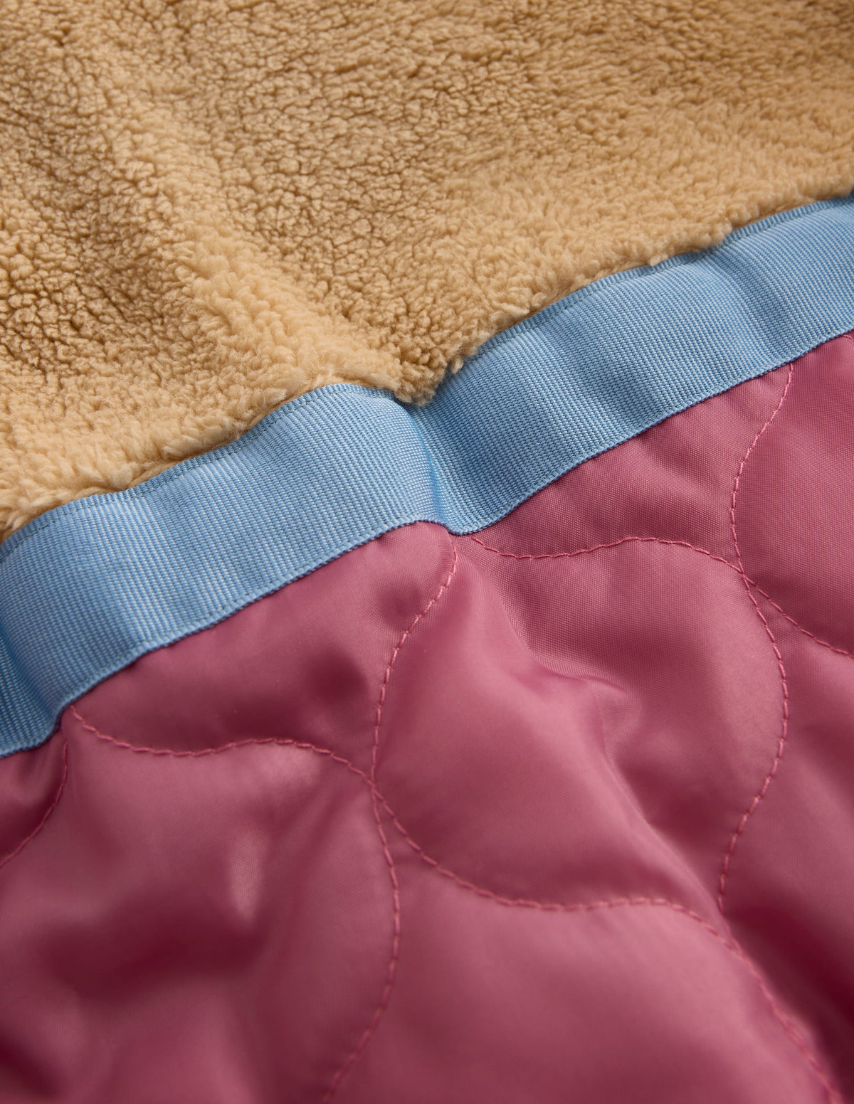 Wattierte Jacke in langer Form-Antikes Messing - Image 11