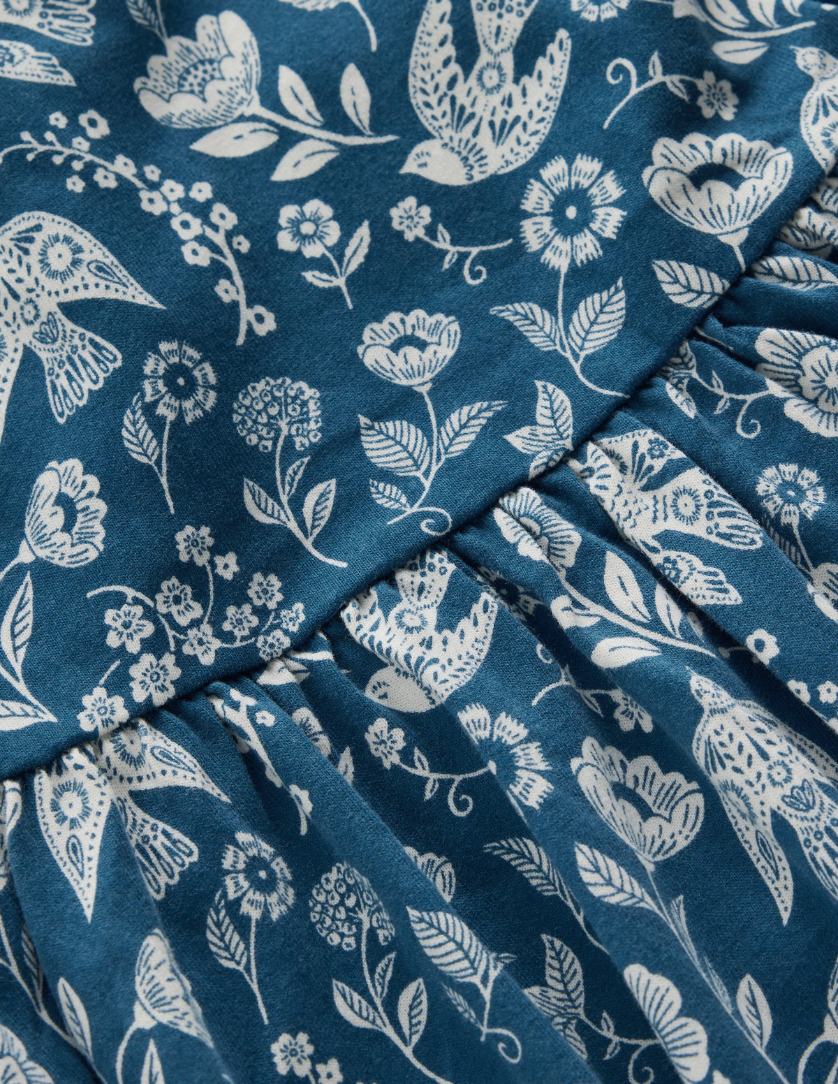 Madeline Kleid mit Blousonärmeln-Saphirblau Blumenmuster Vogel-4
