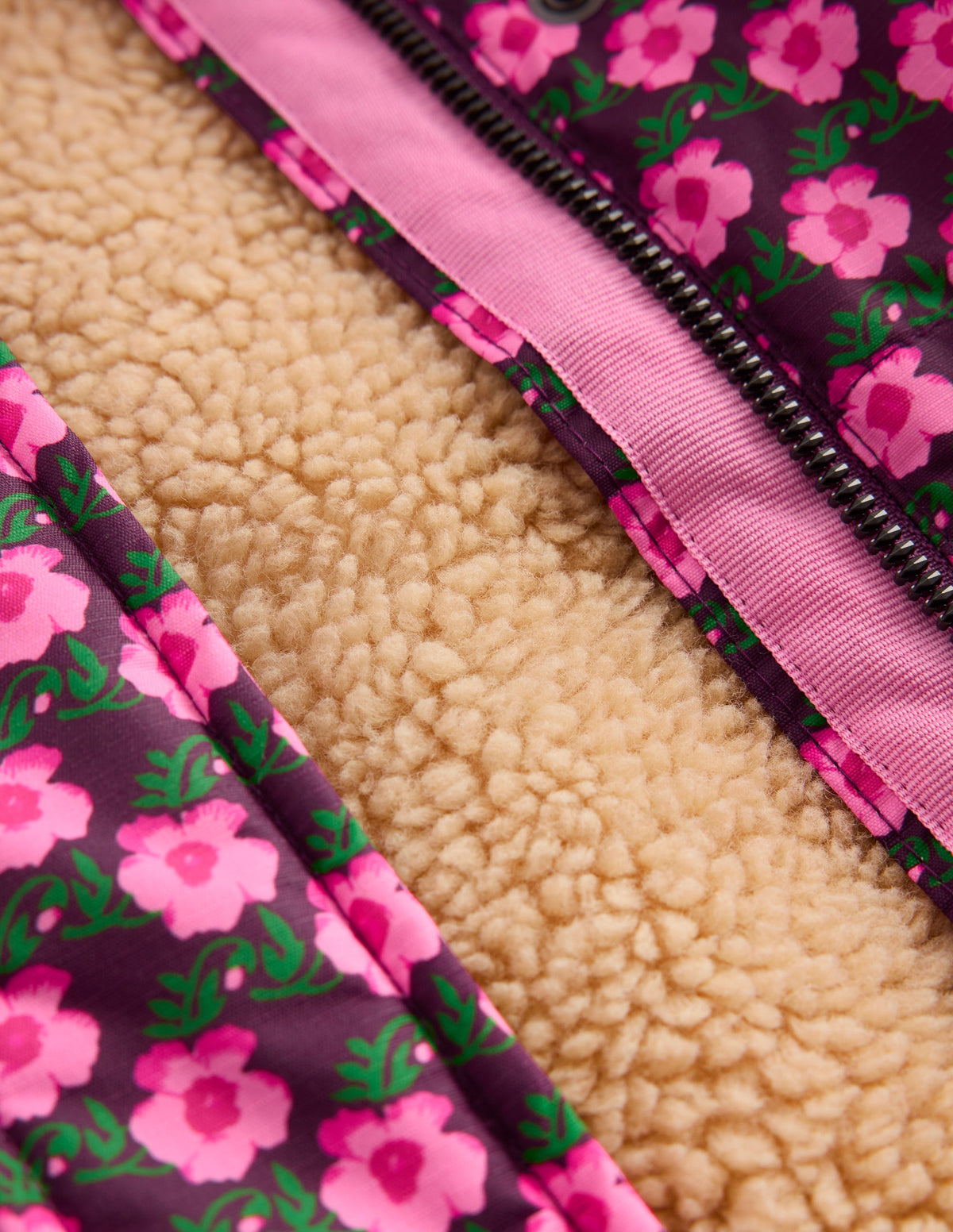 Steppmantel mit Teddyfellfutter-Rosa Stiefmütterchen Blume - Image 9