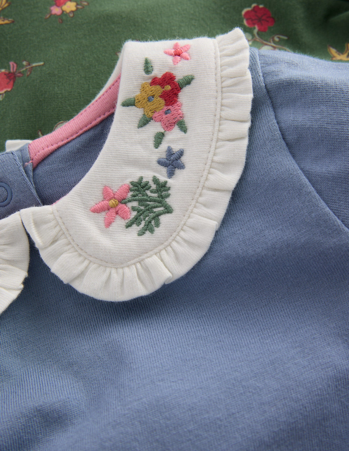 Ensemble à col en jersey-Motif floral bleu français et vert - Image 2