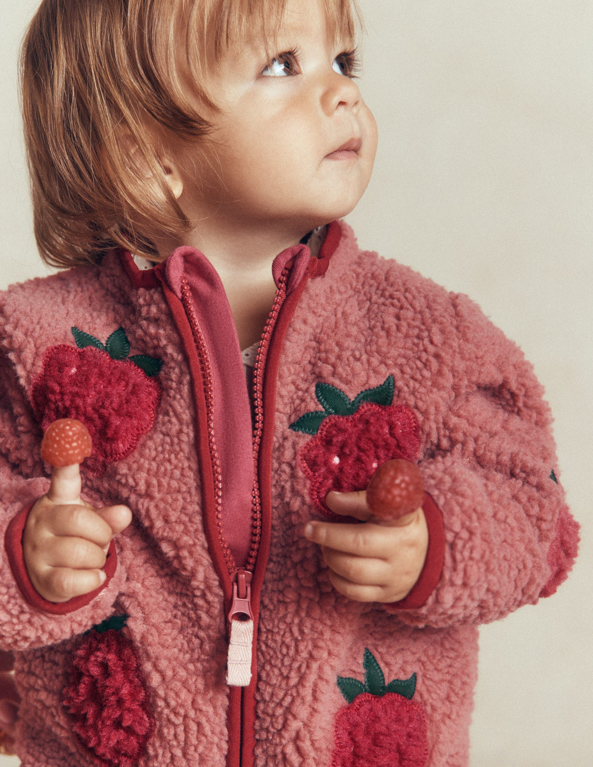 Kuschelige Teddyfell-Jacke-Rosa Brombeer-Applikation-4