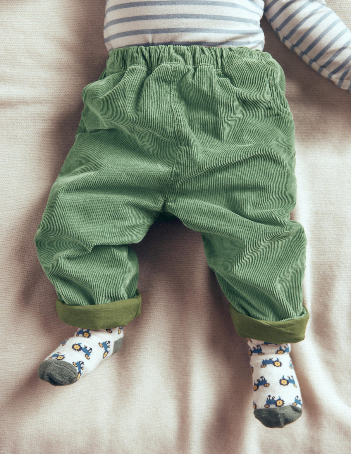 Baumwoll-Cordhose-GRÜN-3