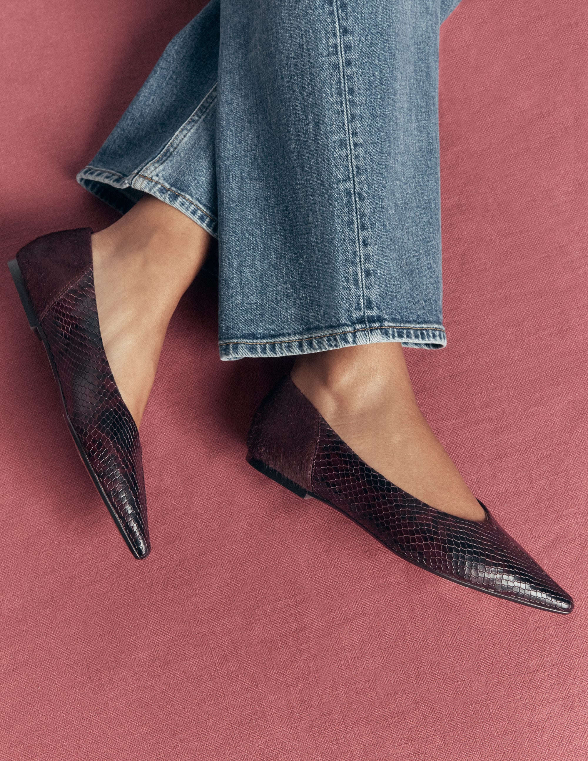 Nigella Flache Schuhe mit spitzer Zehenpartie-Weinrot Schlangenmuster - Image 2