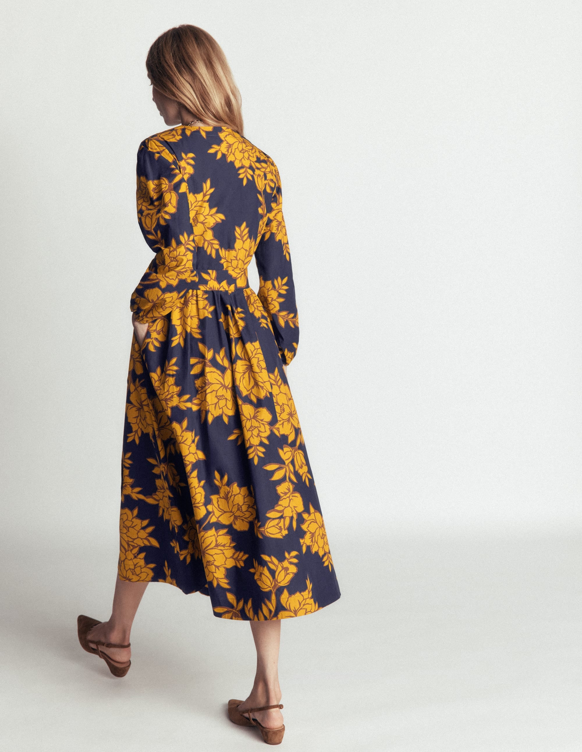 Nicola Baumwoll-Midikleid-Goldweizen, Verzauberte Pfingstrose - Image 3