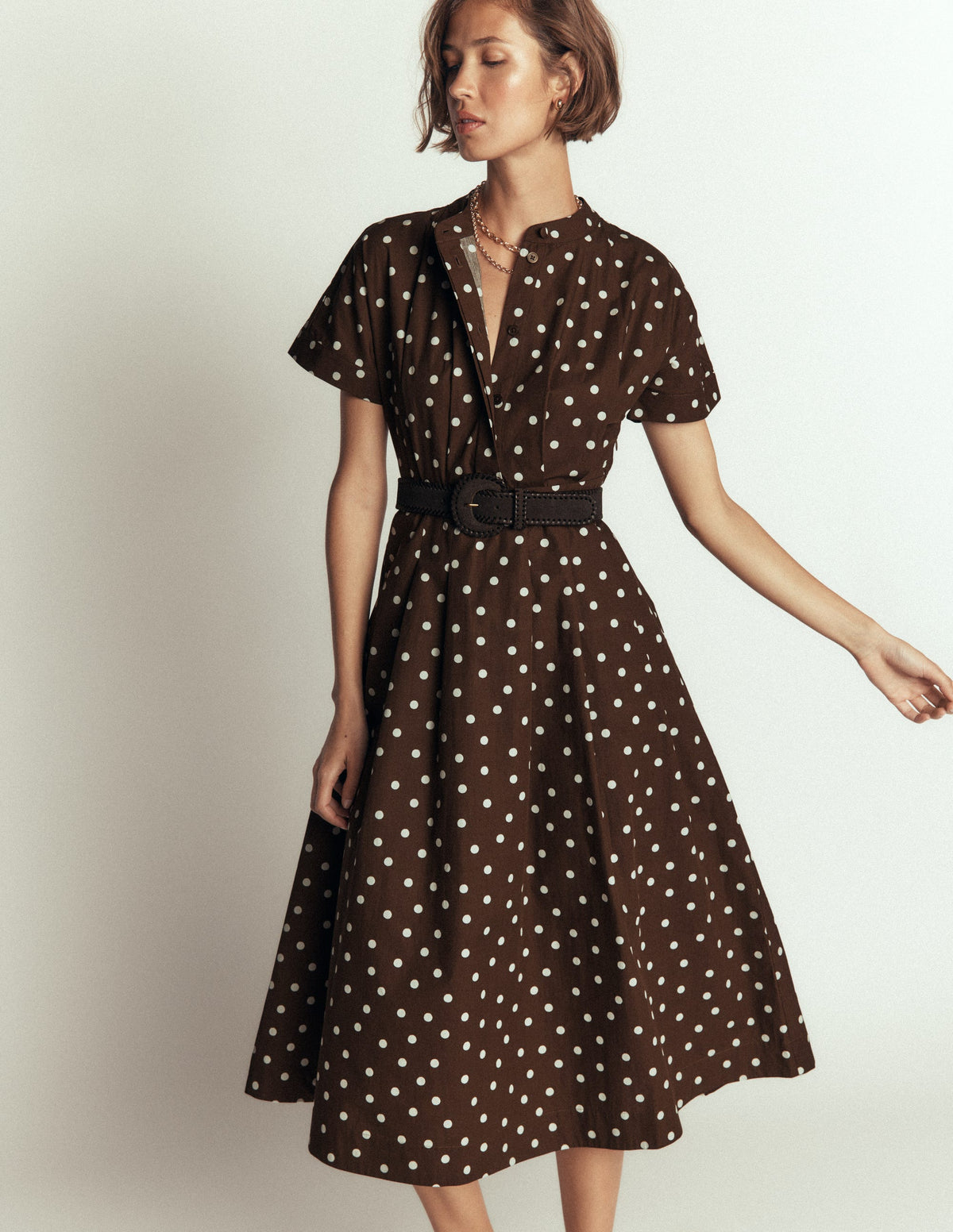 Robe midi à manches sans coutures-Terre d’ombre, pois peints espacés-1
