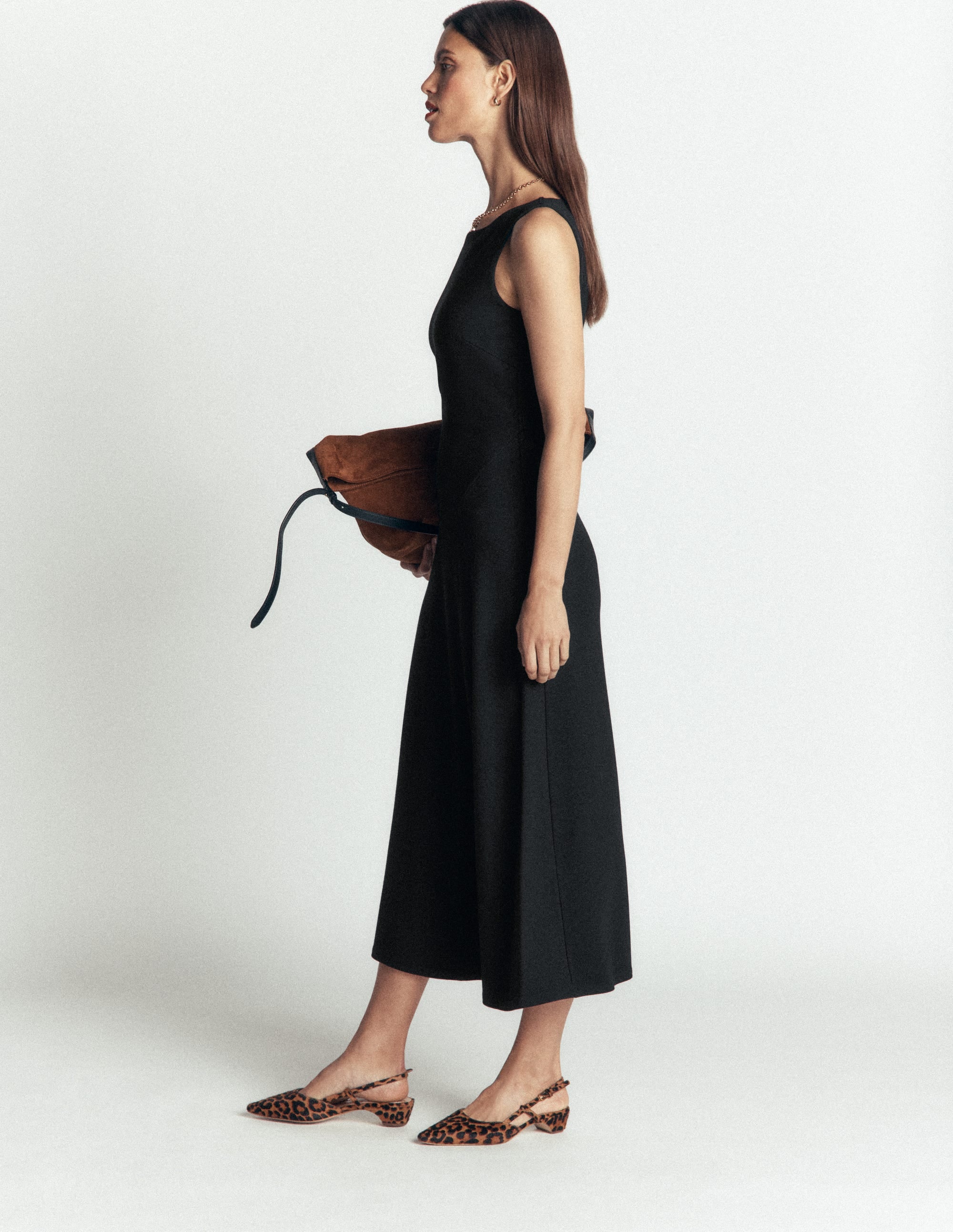 Robe midi asymétrique en point de Rome-Noir - Image 4
