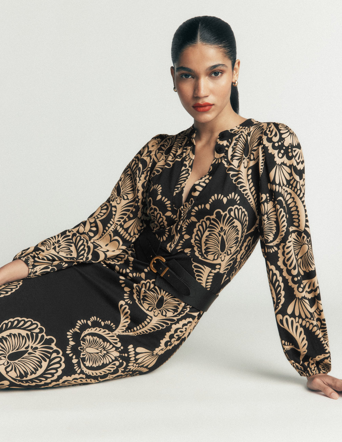 Robe midi Eli en jersey à ceinture-Noir, motif Flourishing Medley - Image 4