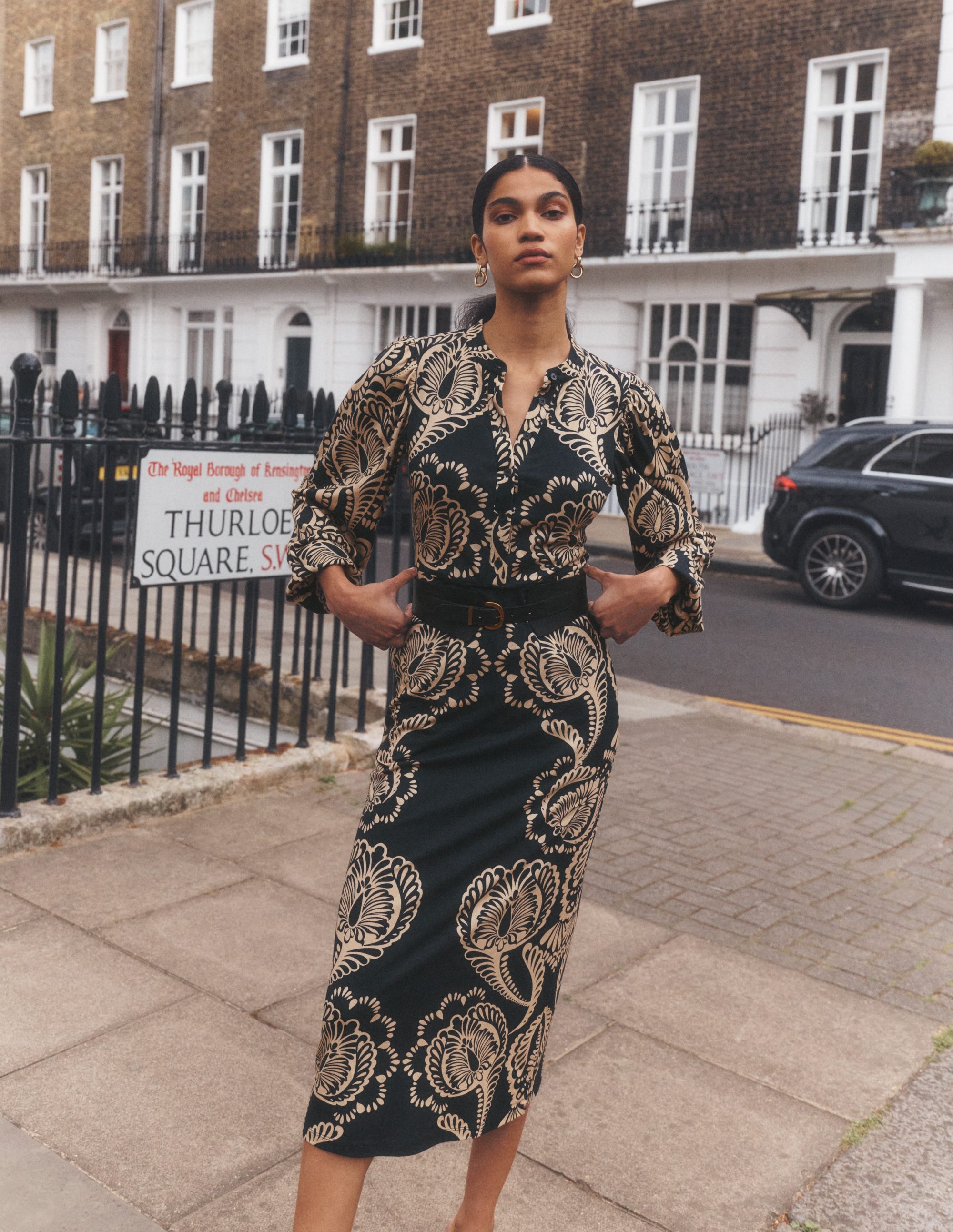 Robe midi Eli en jersey à ceinture-Noir, motif Flourishing Medley - Image 6