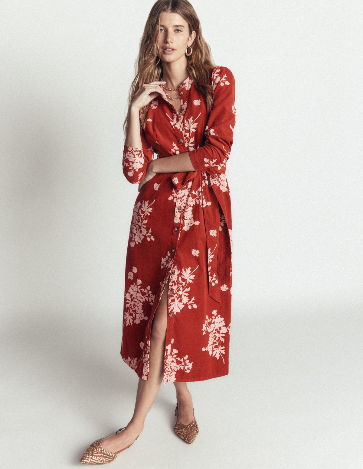Louise Midi-Hemdblusenkleid aus Cord-Arabisches Gewürz, Einzelne Blumensträuße - Image 3