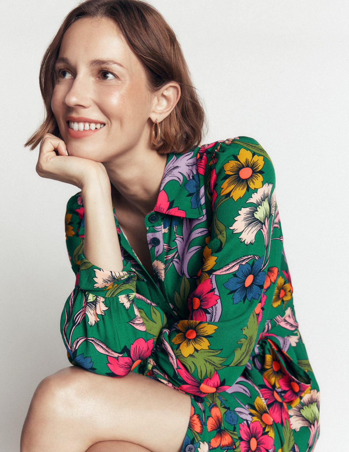 Maeve Hemdblusenkleid für besondere Anlässe-Schmucksteingrün, Schmetterlingsstrauß - Image 4