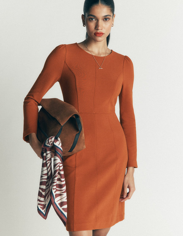 Marla Ottoman-Kleid mit Ziernähten-Lebkuchen