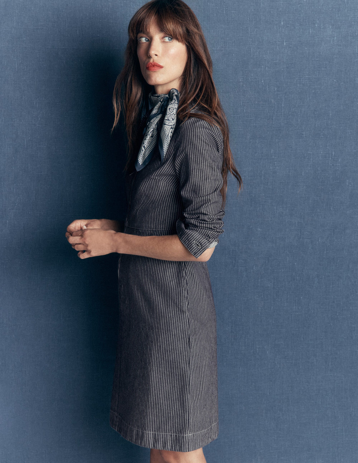 Robe courte Bronte en jean-Rayé style coutil denim fin-1