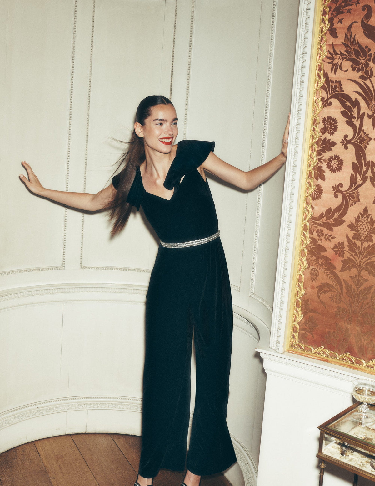 Samt-Jumpsuit mit Rüschen-Schwarz-6