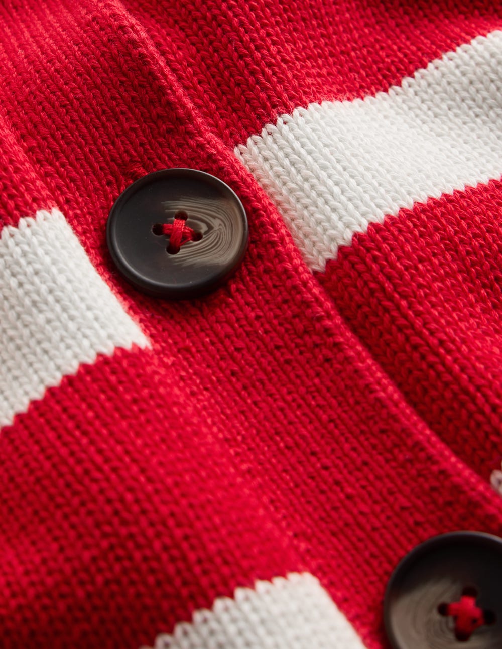 Lucy Lockere Strickjacke aus Baumwolle-Dunkelrot, Naturweiß Streifen - Image 7