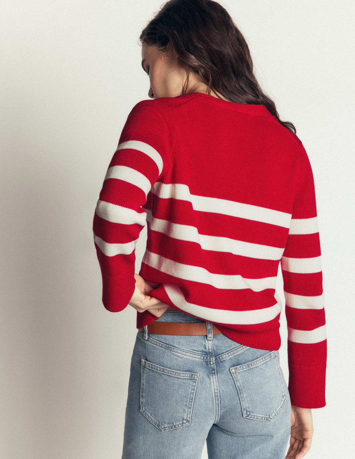 Lucy Lockere Strickjacke aus Baumwolle-Dunkelrot, Naturweiß Streifen - Image 3