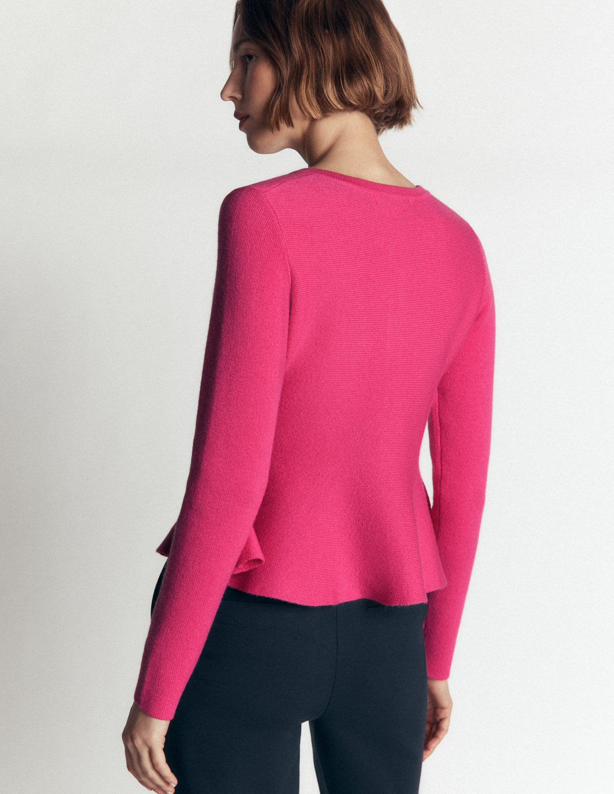 Taillierte Woll-Strickjacke mit Schößchen-ROSA-3