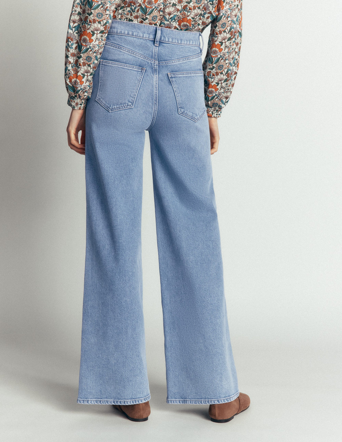 High Rise Wide Leg Jeans-Light Vintage - Image 3