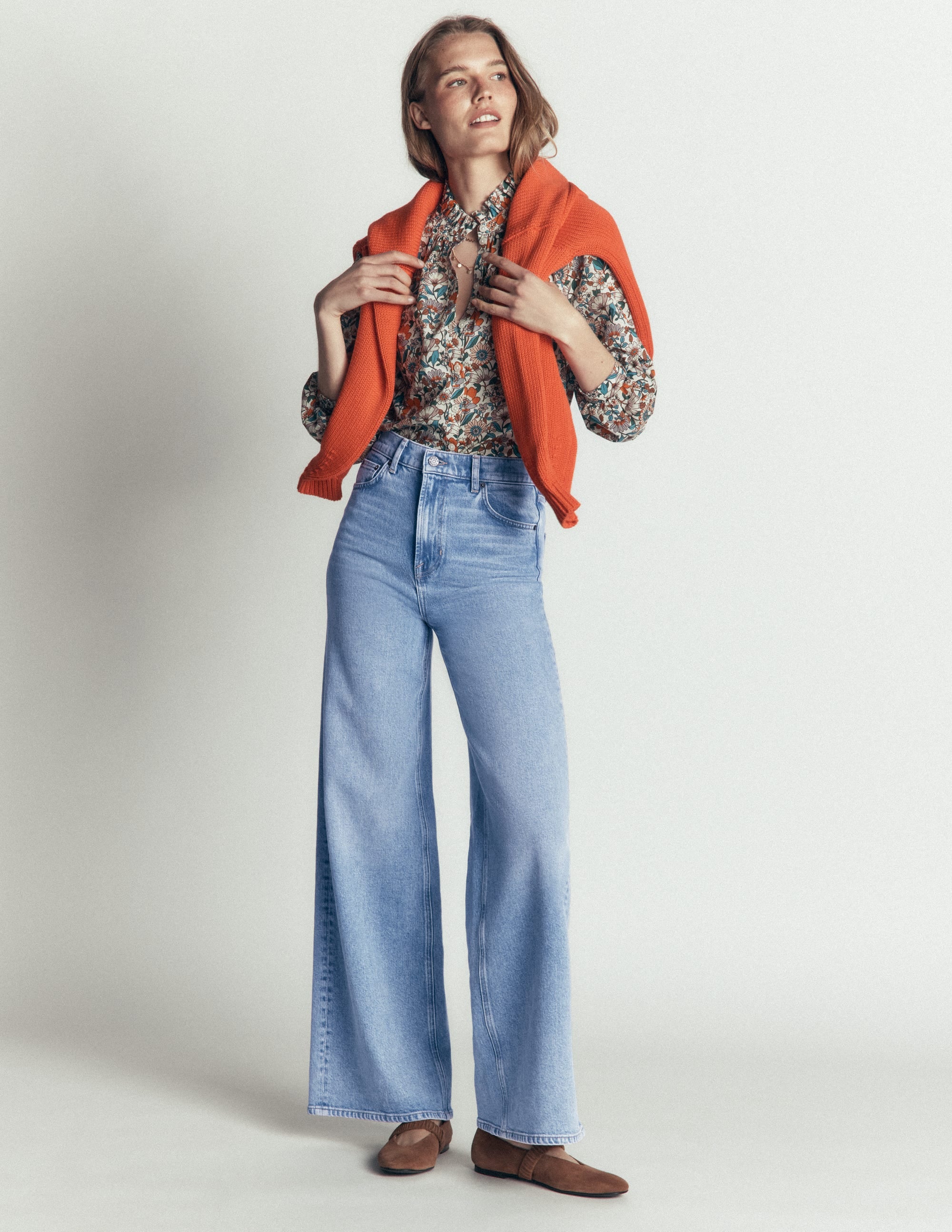 High Rise Wide Leg Jeans-Light Vintage - Image 6