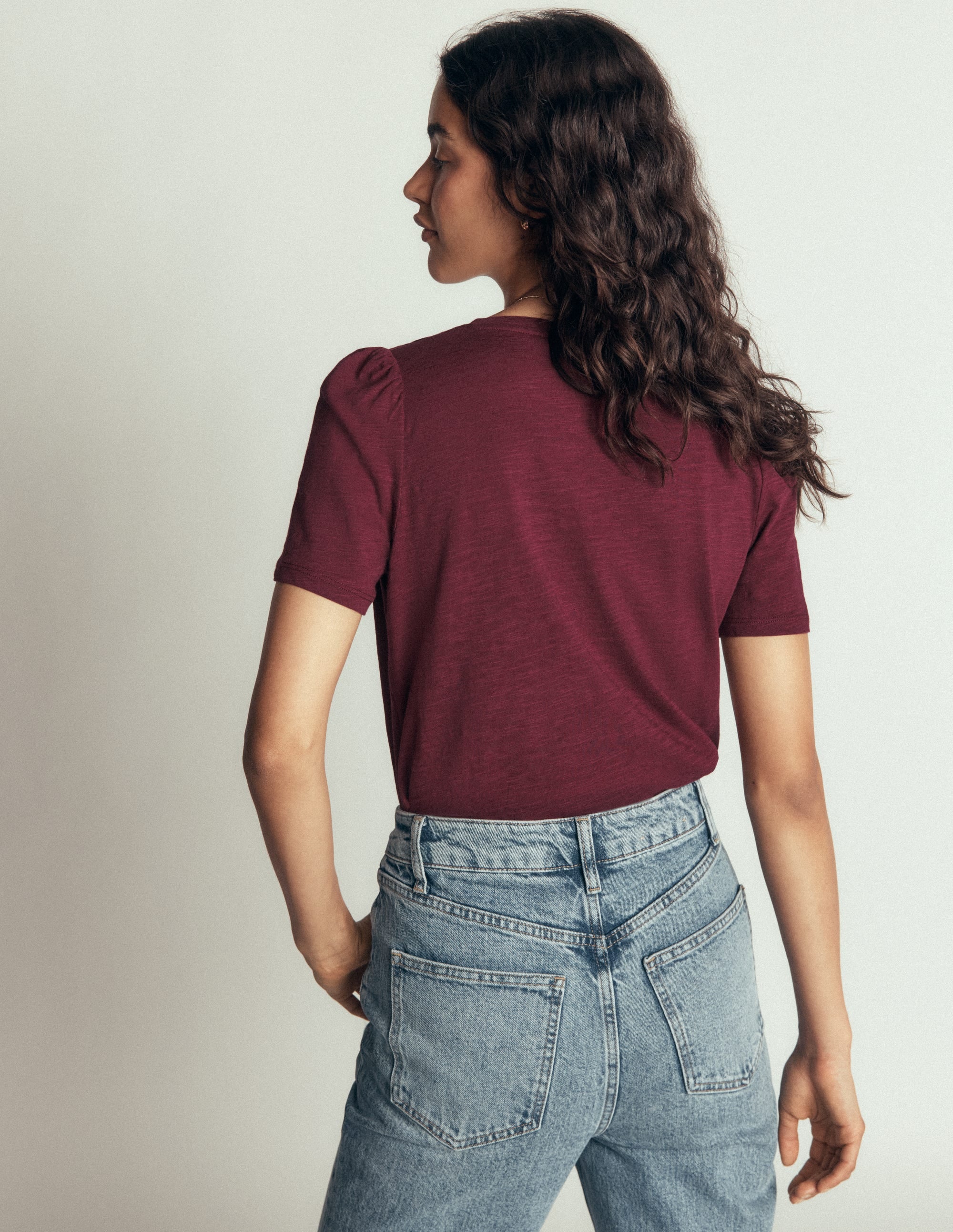 Sophie Flammgarn-T-Shirt mit V-Ausschnitt-Dunkelviolett - Image 2