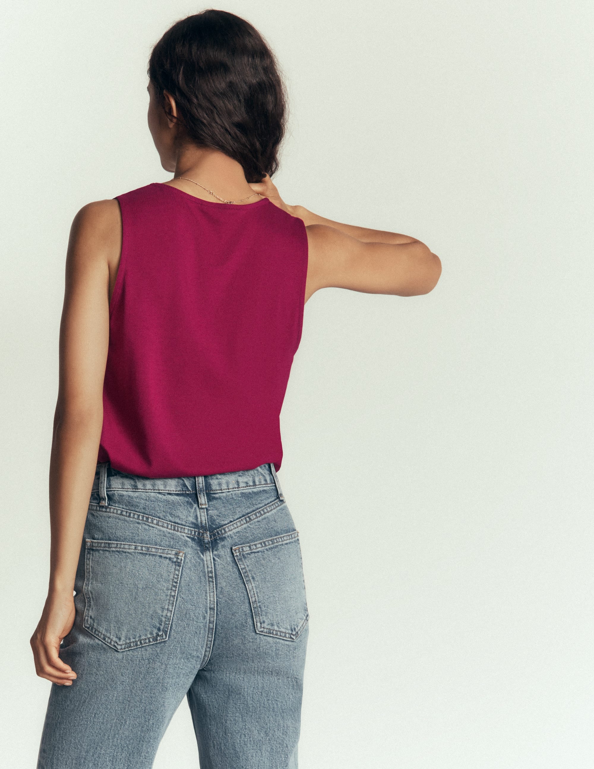 Débardeur ultra-doux avec détails à l'encolure-Rouge betterave - Image 3