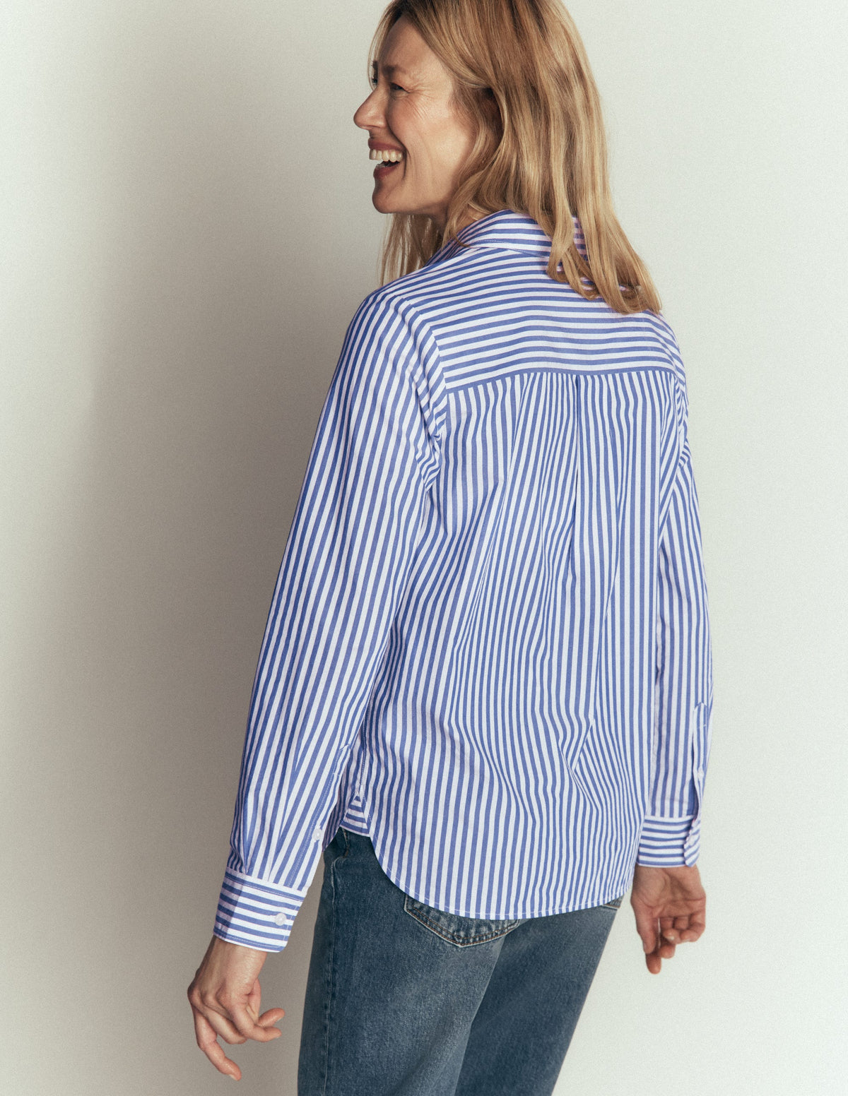 La nouvelle chemise Sienna en coton-Rayé bleu vif, ivoire - Image 3