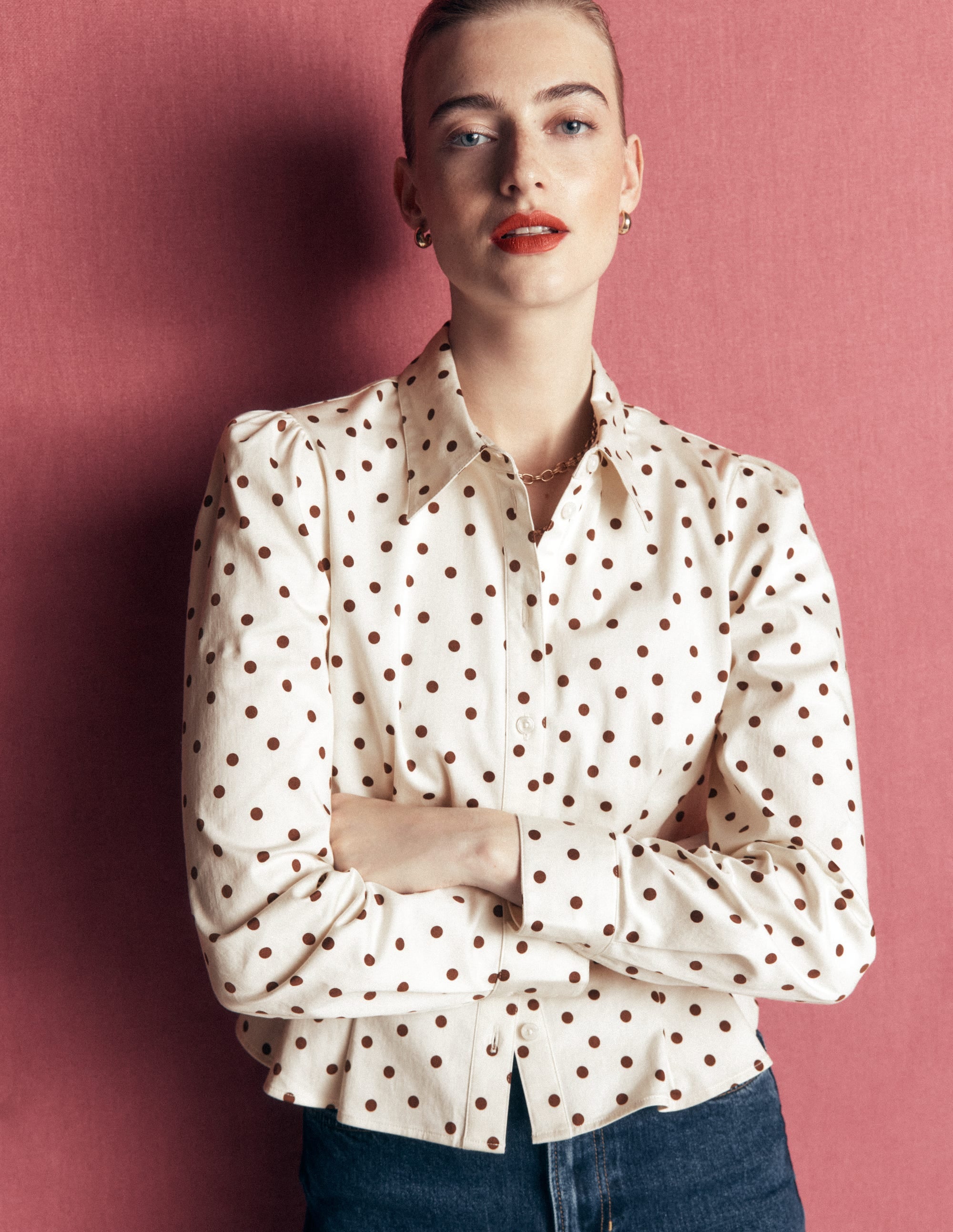 Julia Baumwollhemd mit Abnähern-Naturweiß, Boden-Punkte - Image 1