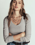 Top essentiel Annie à col V-Gris chiné