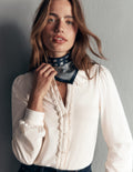 Bluse mit Rüschen und Spitze-Naturweiß