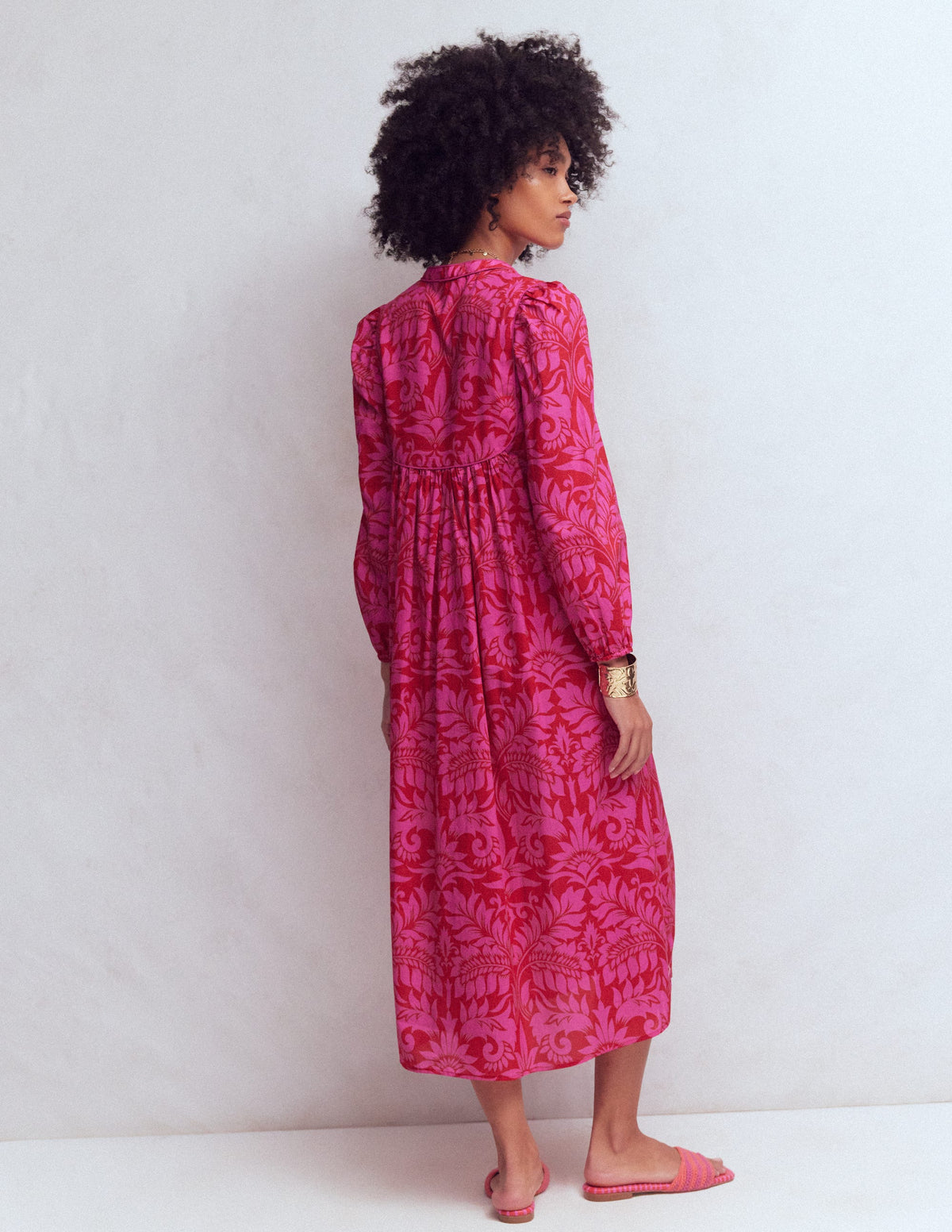 Boho-Kaftan mit Bindeband am Ausschnitt-Rot Blütenpracht-3
