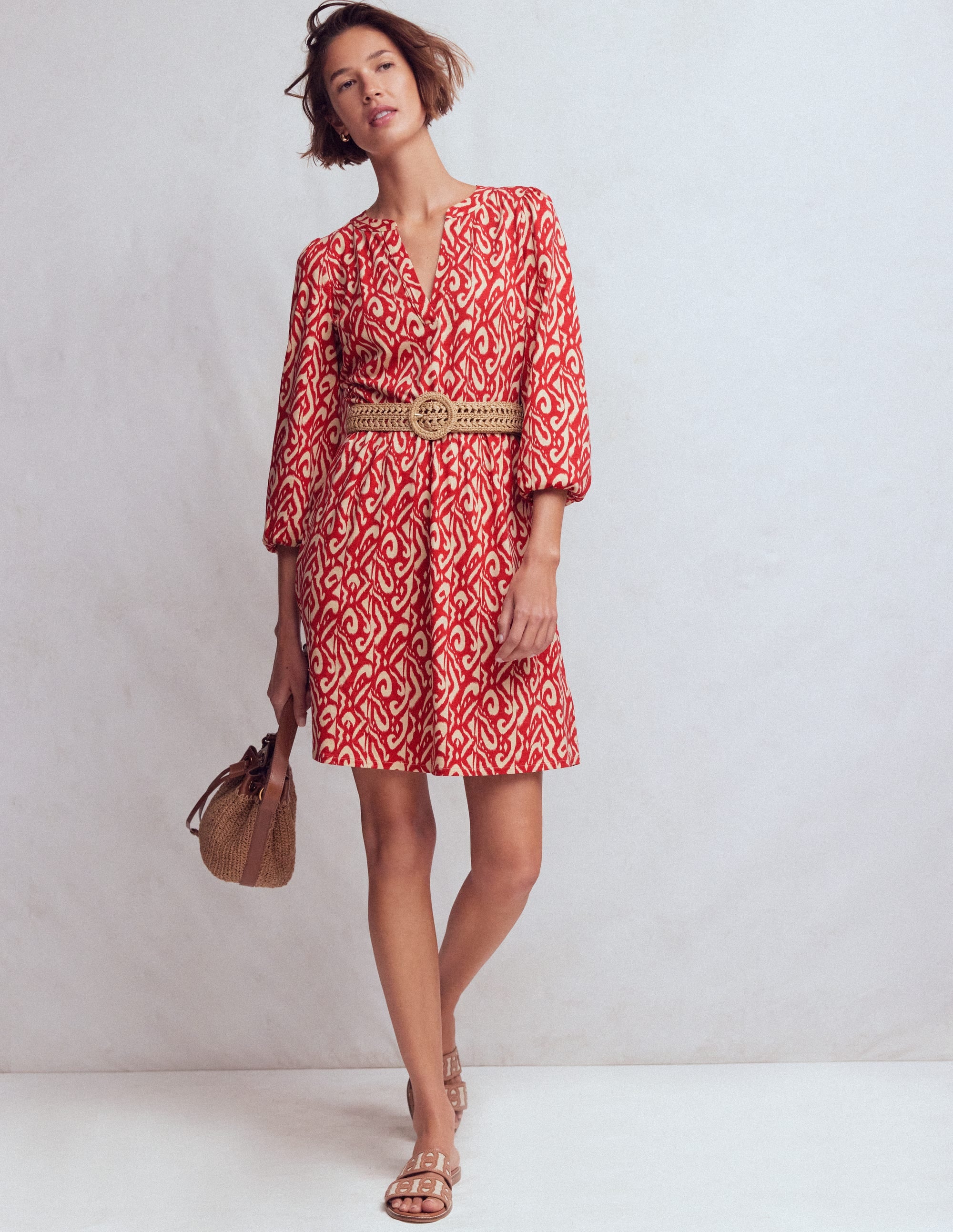 Cathy Jerseykleid mit gekerbtem Ausschnitt-Merida-Rot, Aztekenmuster - Image 5