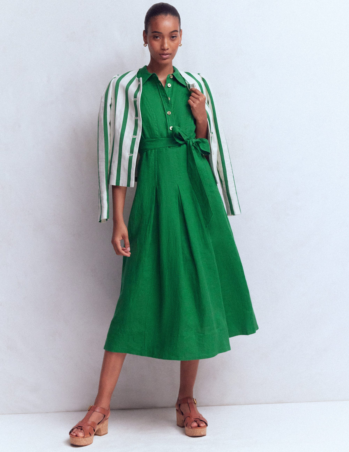 Belinda Hemdblusenkleid aus Leinen-Frisches Grün - Image 5