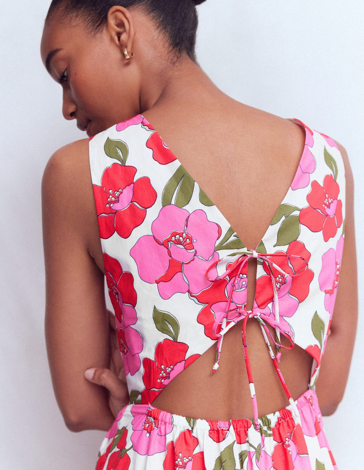 Robe sans manches en popeline-Rouge, motif Radiant Bloom - Image 4