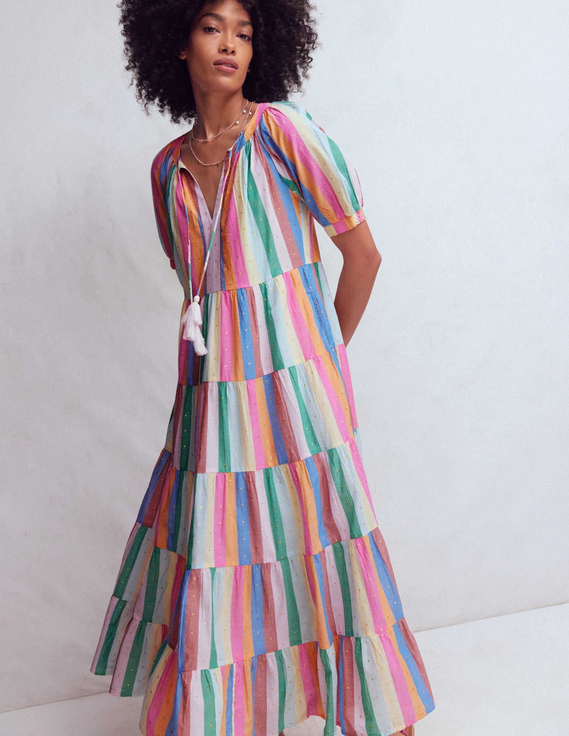 Buntes Maxikleid mit Stufen-Bunt Streifen-1