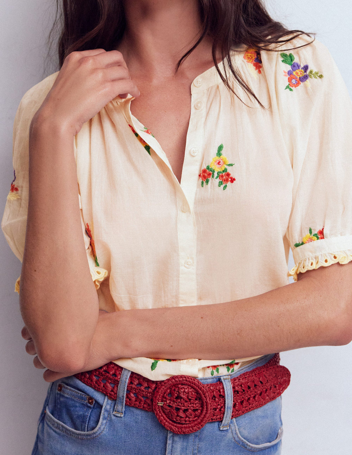Top Camille brodé en coton-Broderie florale ivoire-2